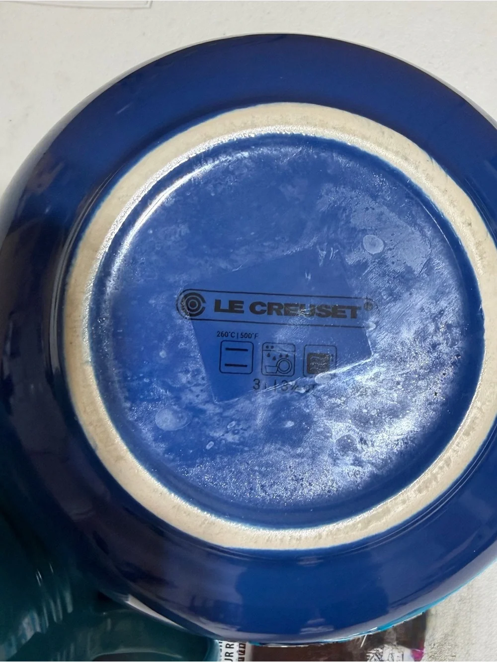 Le Creuset Marseille Blue 3 Qt Stoneware Batter Mixing Bowl Pour Spout